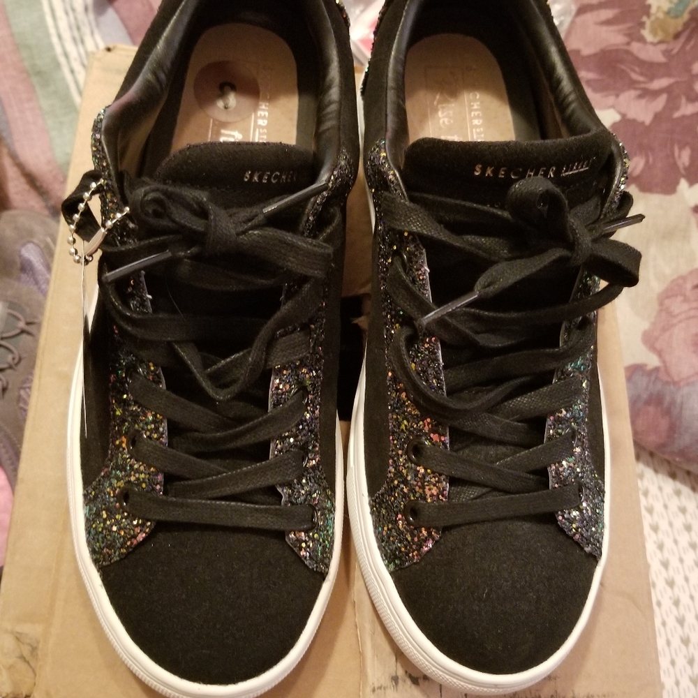 Skechers new